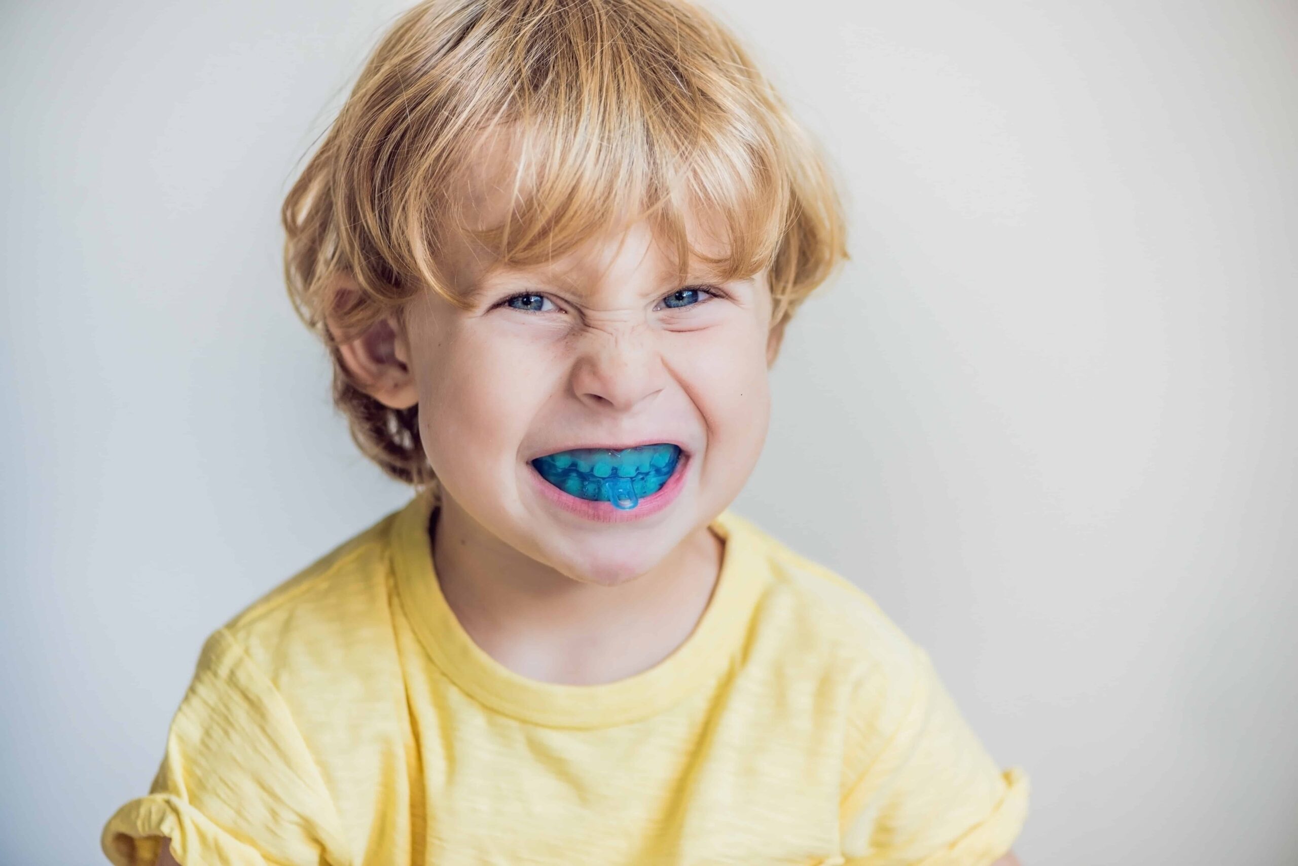 How to stop teeth grinding in children (sleep bruxism)